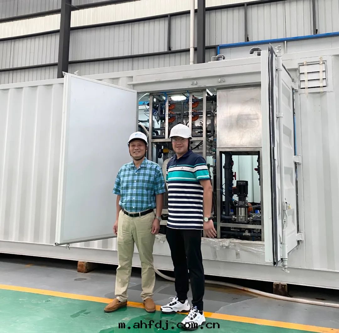 千(qiān)里(lǐ)赴蓉共(gòng)探环保之(zhī)路(lù)--湖(hú)北(běi)龍帝良運董事(shì)长(cháng)赴成(chéng)都碩特(tè)环保參觀调研