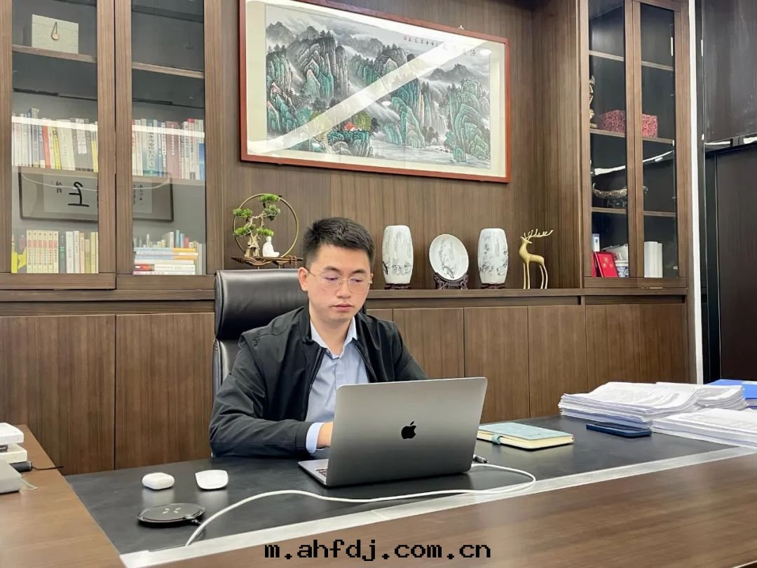 始于(yú)初心(xīn)，助夢起(qǐ)航 | 华中(zhōng)科技大(dà)學(xué)特(tè)邀碩特(tè)科技开展(zhǎn)专題(tí)講座