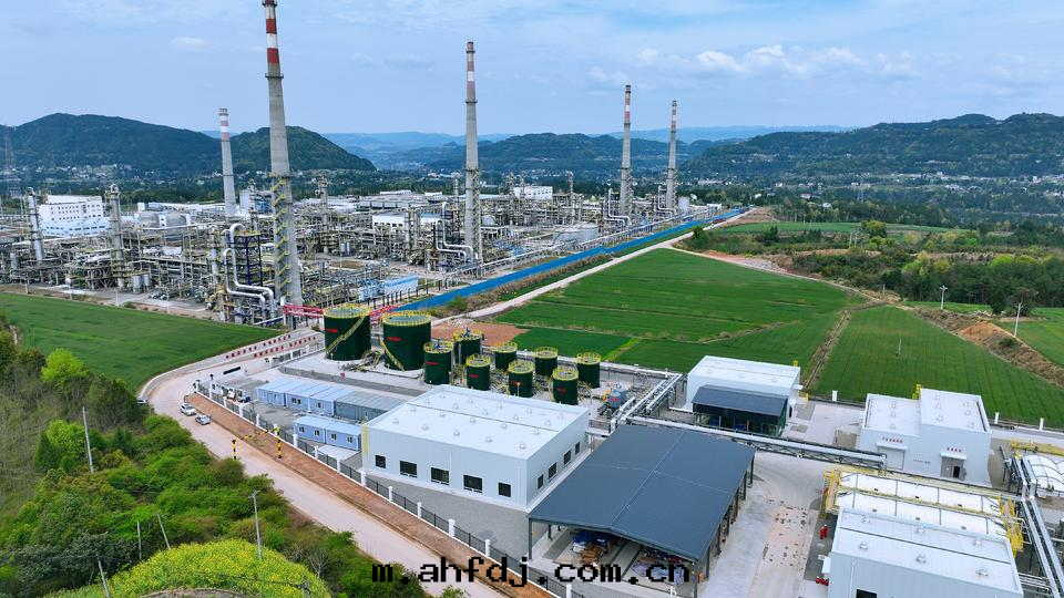 碩特(tè)钛极(jí)高(gāo)盐水(shuǐ)氧化(huà)裝(zhuāng)置为(wèi)元(yuán)壩气田(tián)賦能获中(zhōng)石(dàn)化(huà)贊譽